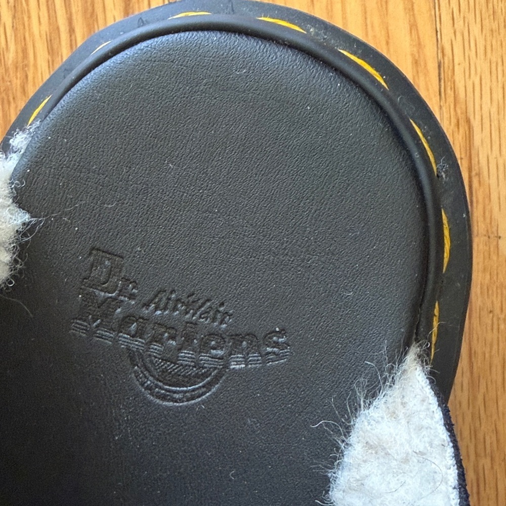 Dr. Martens 6 Zebzag Black Suede Sllingback Clog Mules faux shearling great cond - Picture 5 of 8